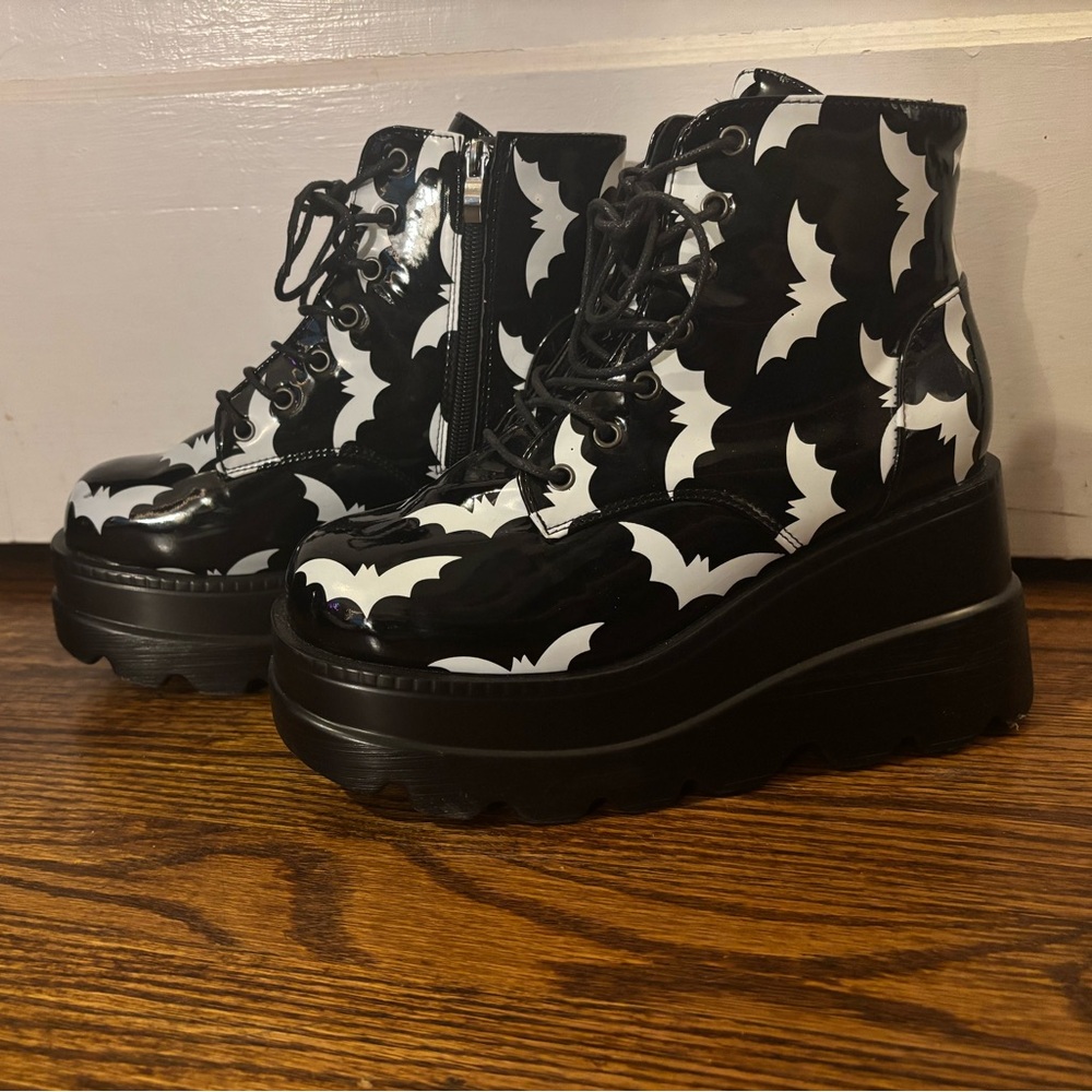 SOLD Stylish Black and White Bat Print Women's Platform Boots